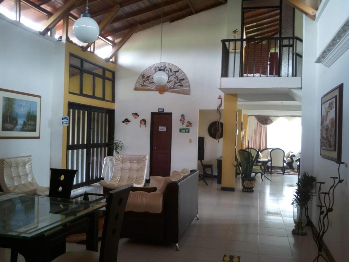 Villa Alejandra Del Quindio Calarcá Exterior foto