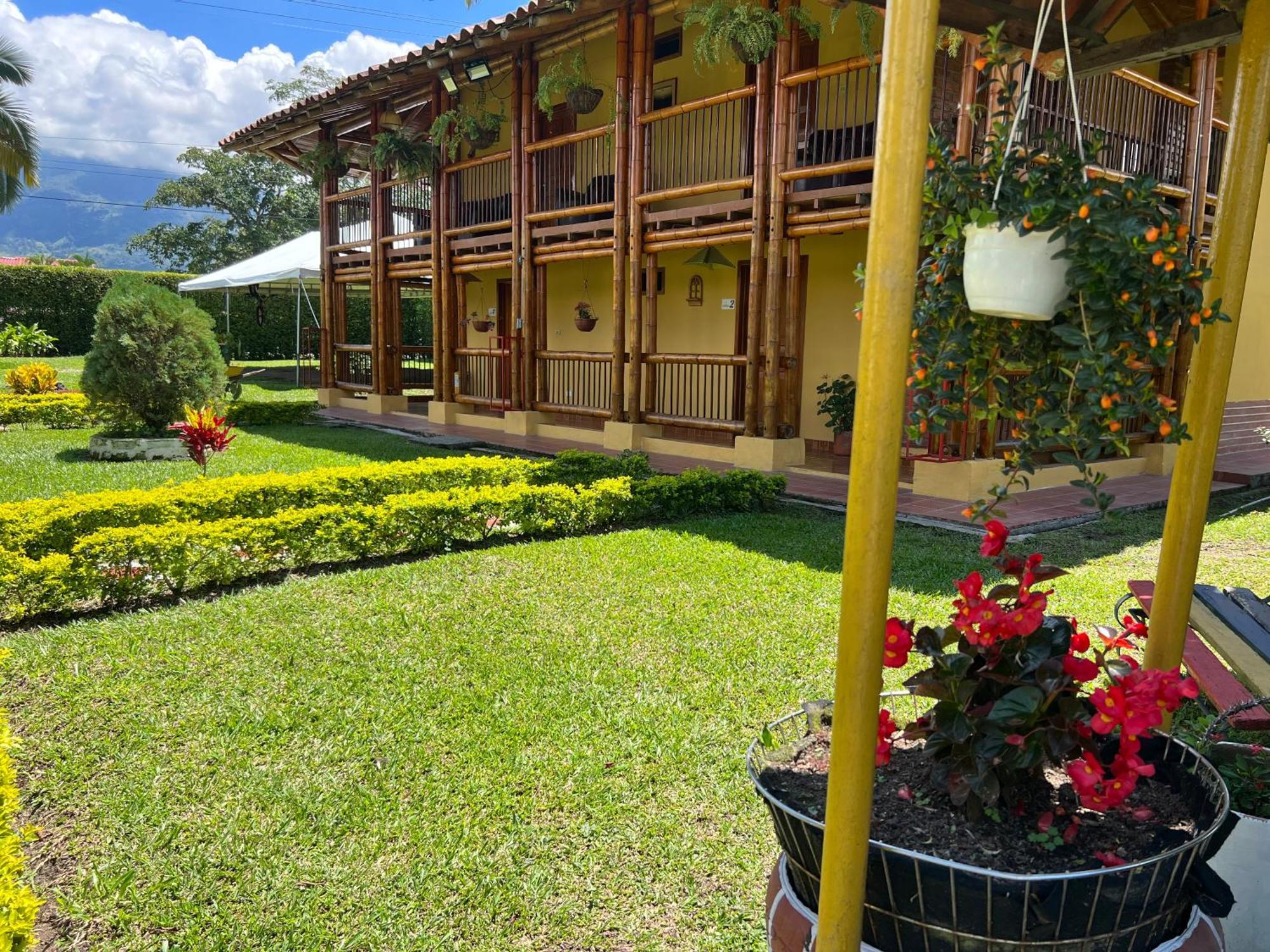 Villa Alejandra Del Quindio Calarcá Exterior foto